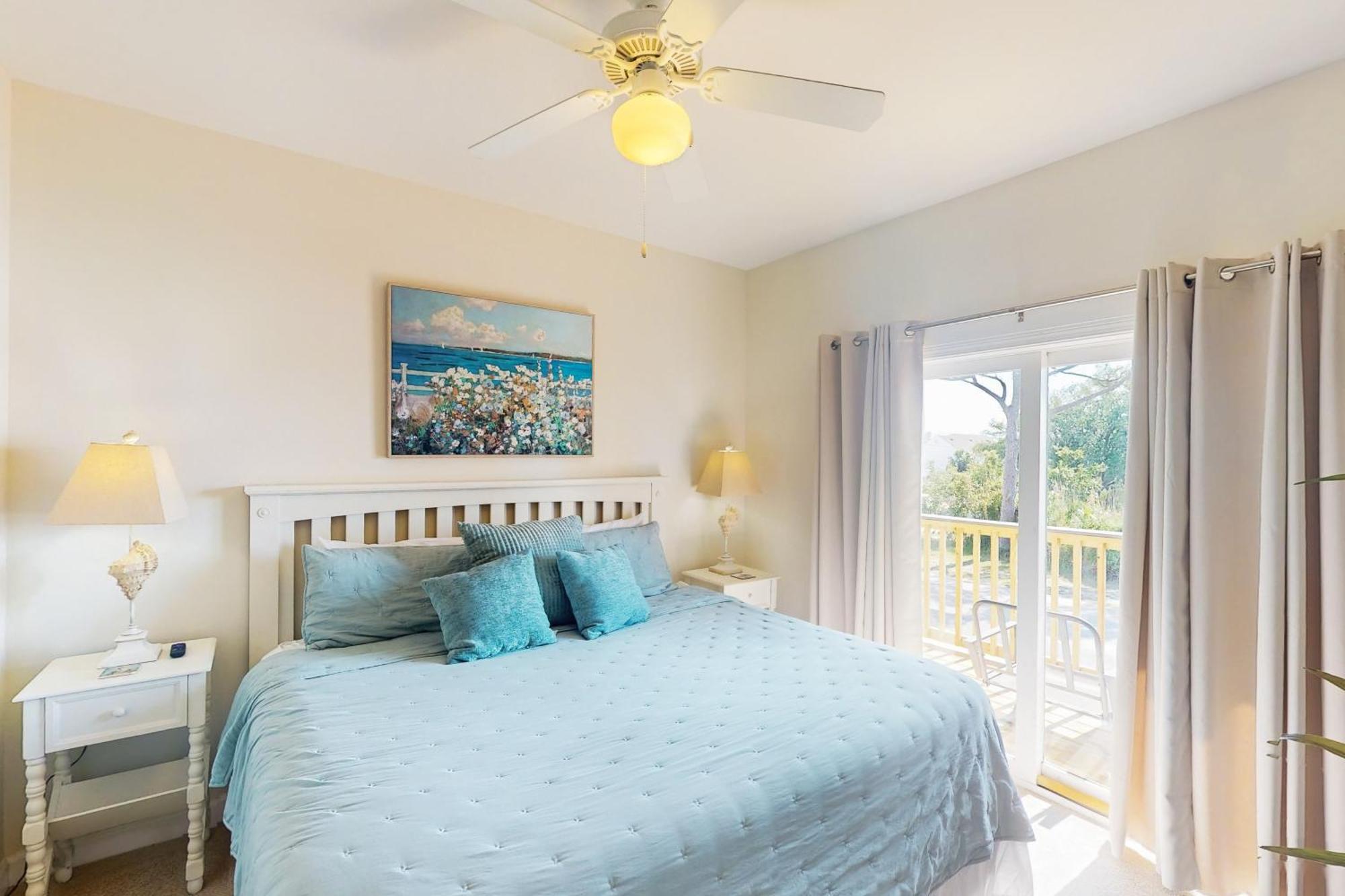 Bayou Heron Dauphin Island Condos Room photo