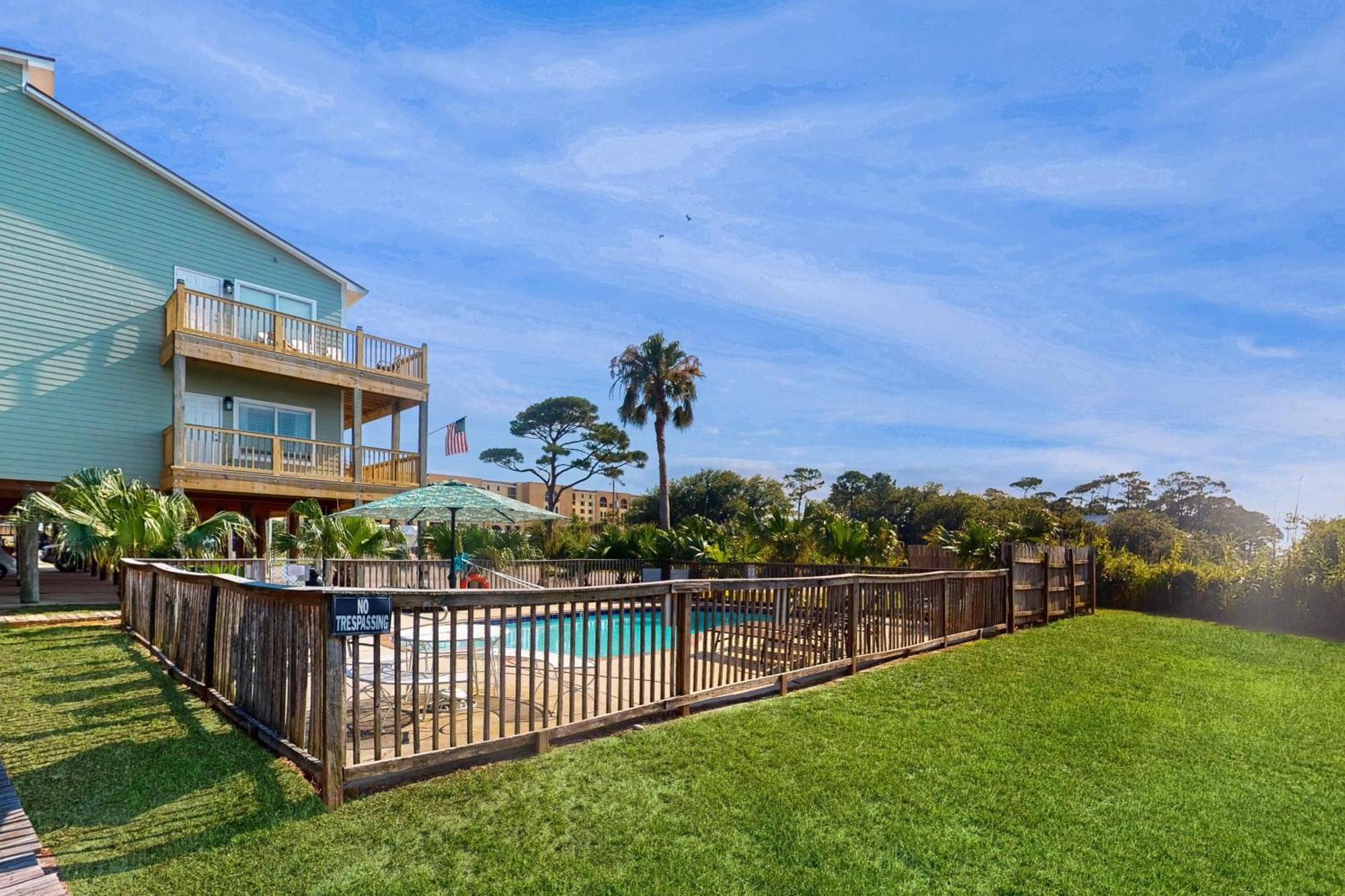 Bayou Heron Dauphin Island Condos Room photo